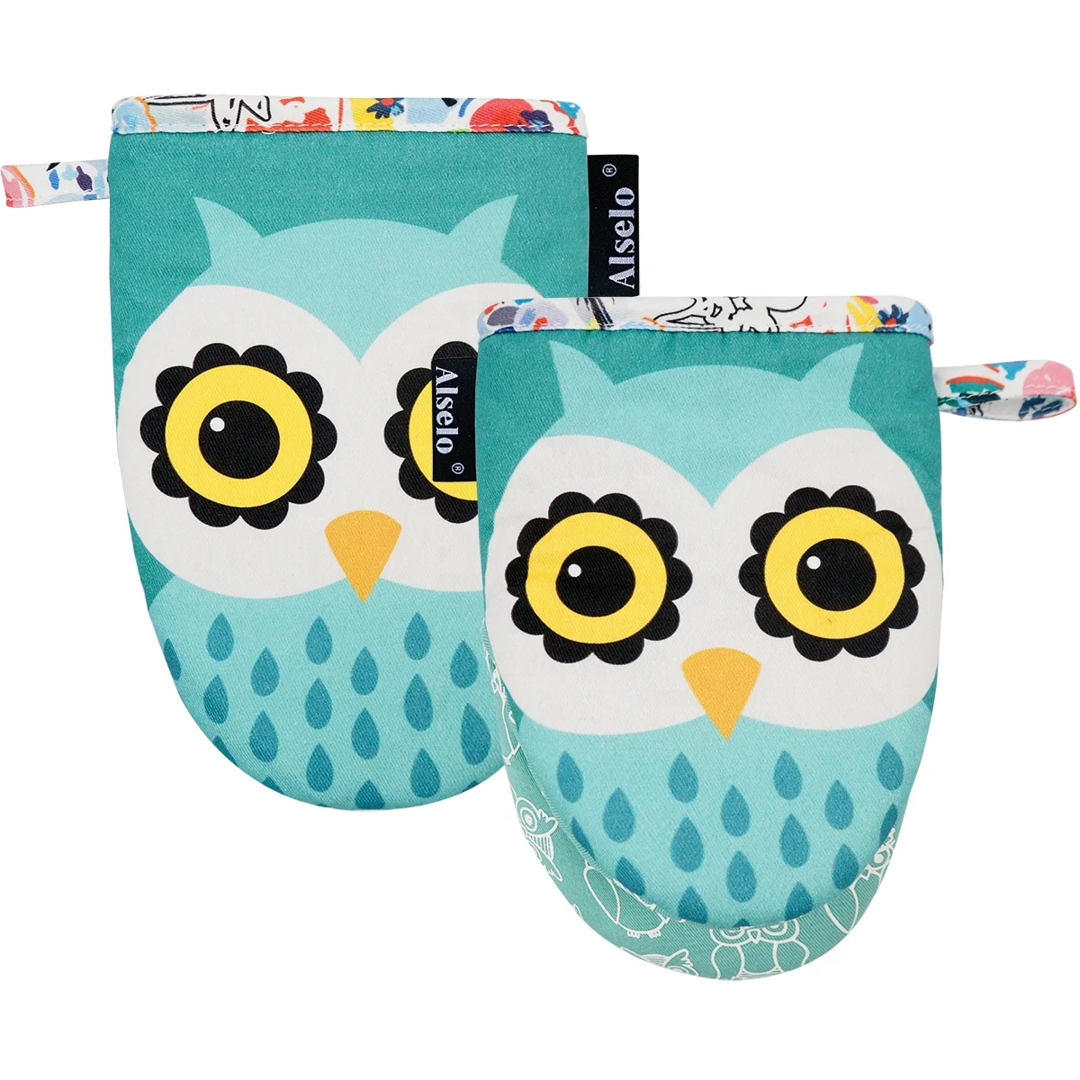 A pair of cute Owl pattern printed silicone anti slip green kitchen oven mitts Kitchen accessories BBQ Anti scalding oven Glove