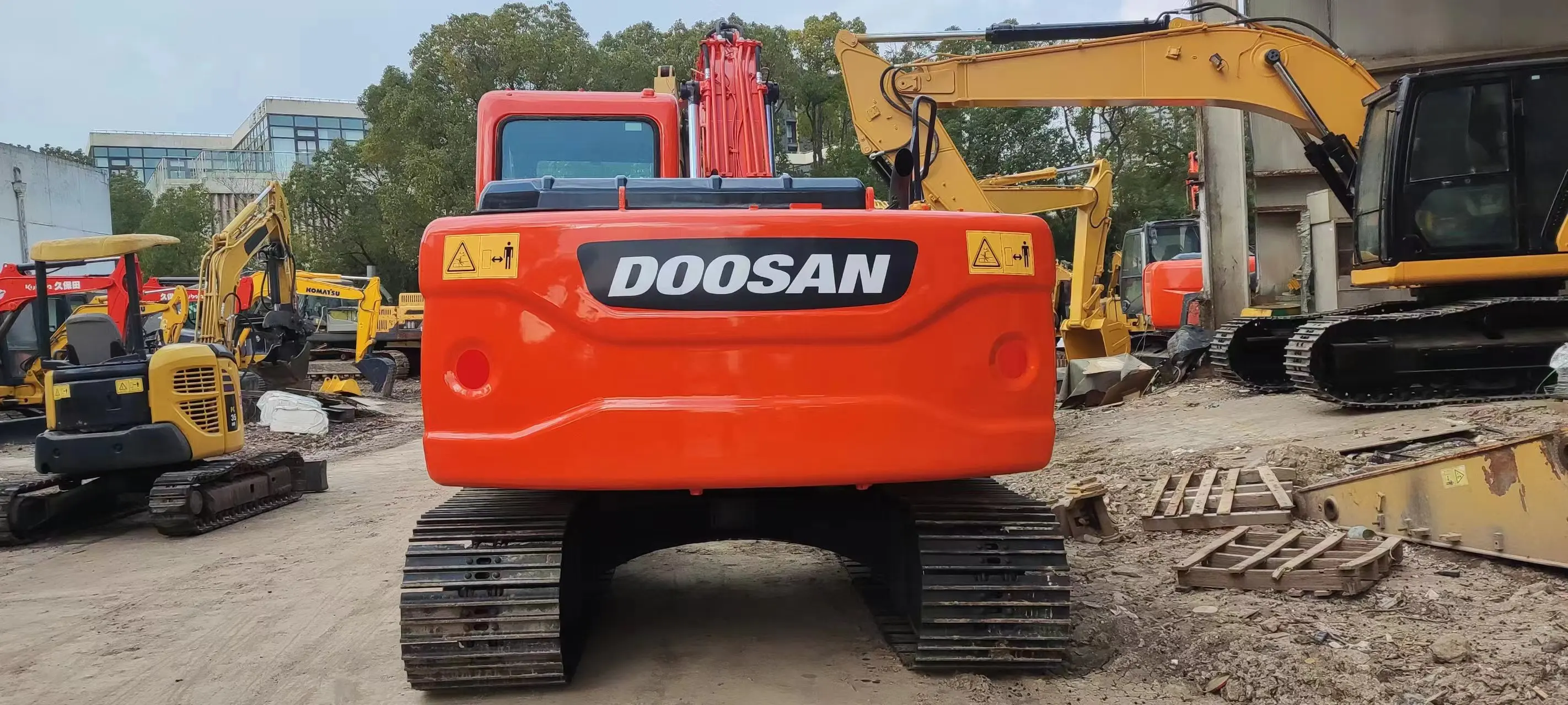 High quality Good Condition Used Korea Doosan Excavator Dx140lc-9c  for sale