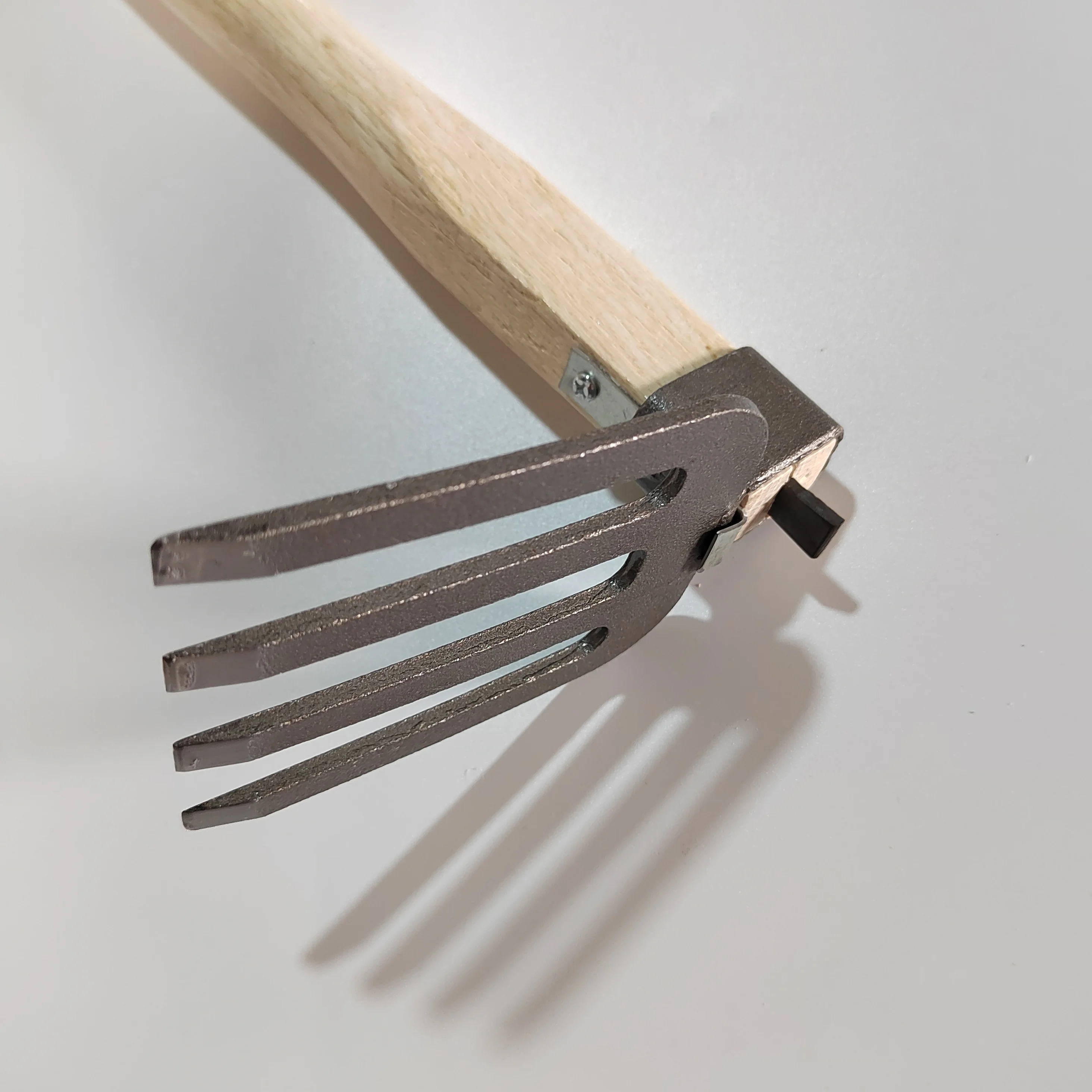 4-Tine Fork Hoe Single Handed Size 3mm Thickness Blade hand mini pickaxe steel garden hoe;