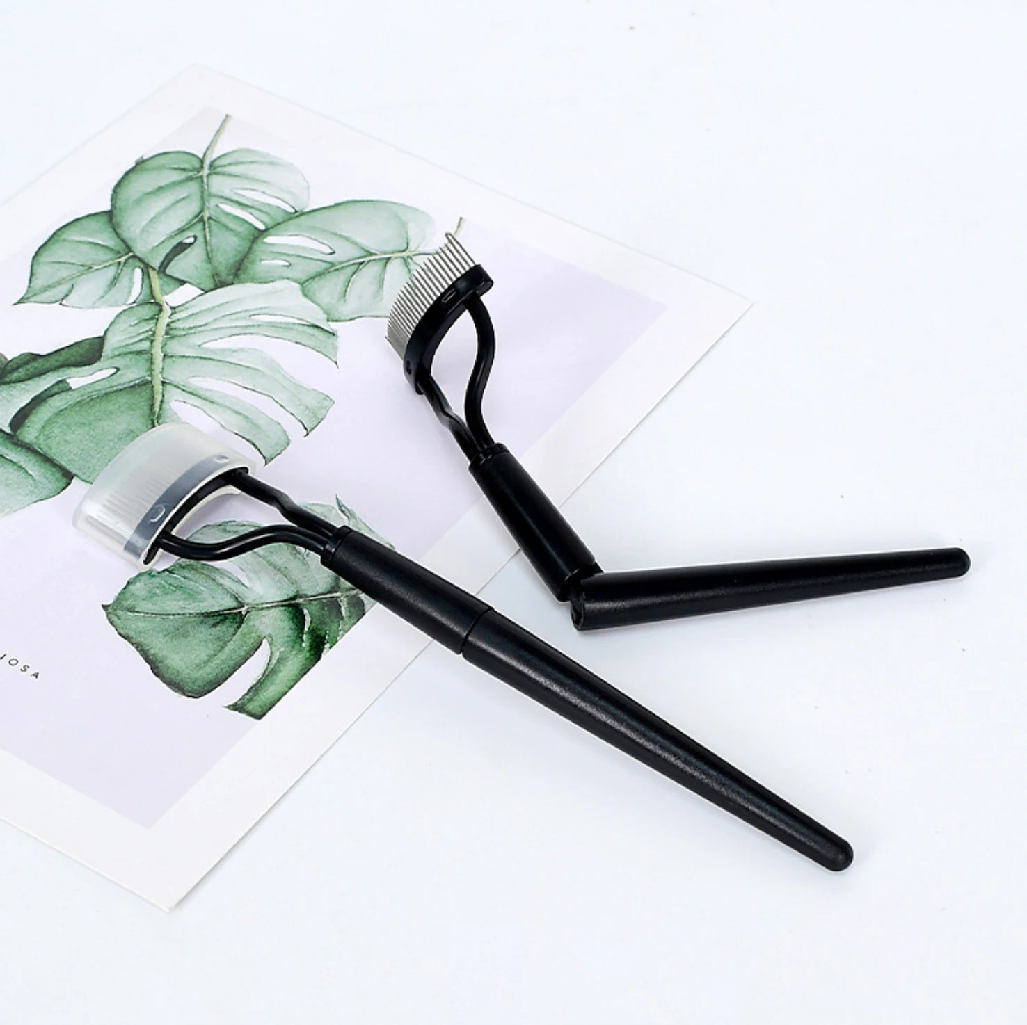 
2021 Custom Logo Stainless Steel Foldable Eyelashes Curler Comb Lash Tool Eyelash Separator Makeup Mascara Brush 