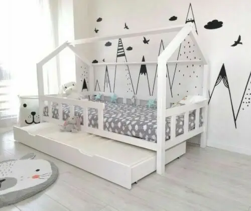 Детская кровать с деревянной рамой из Новой Зеландии № 1318