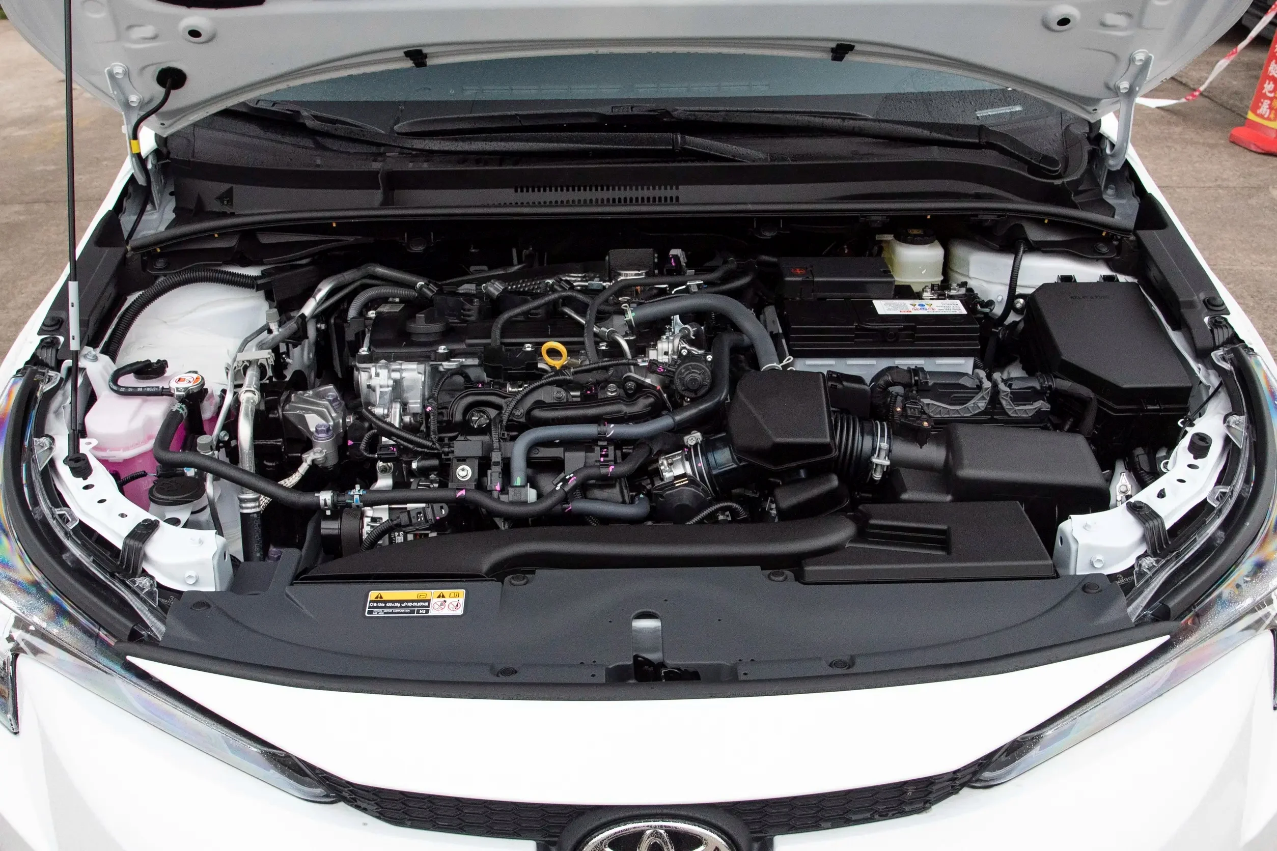 Дешевые Подержанные автомобили Toyota Ralink Подержанный седан 2023 TNGA 1.5L предприимчивый компактный для продажи