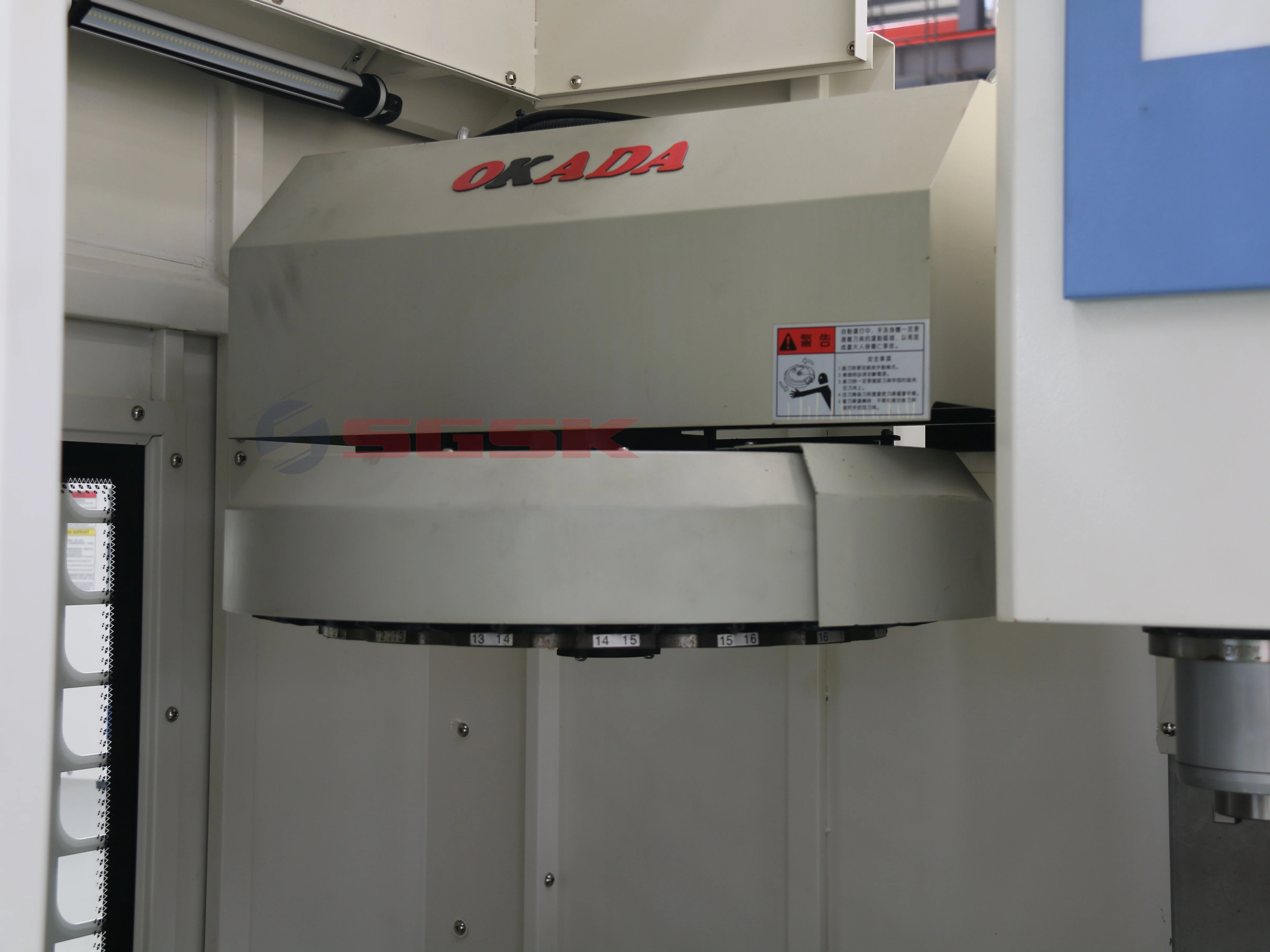 KND Siemens FANUC cnc vertical milling machine VMC650 mini cnc milling machine