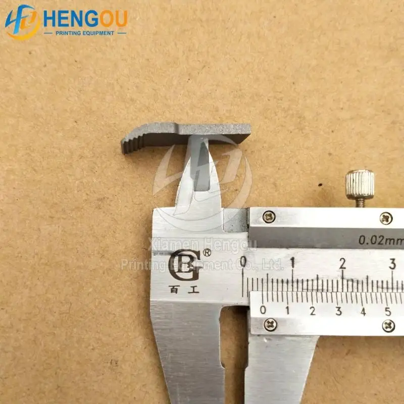 27x13x2mm Ryobi 512 Gripper Pad Offset Printing Machine Spare Parts