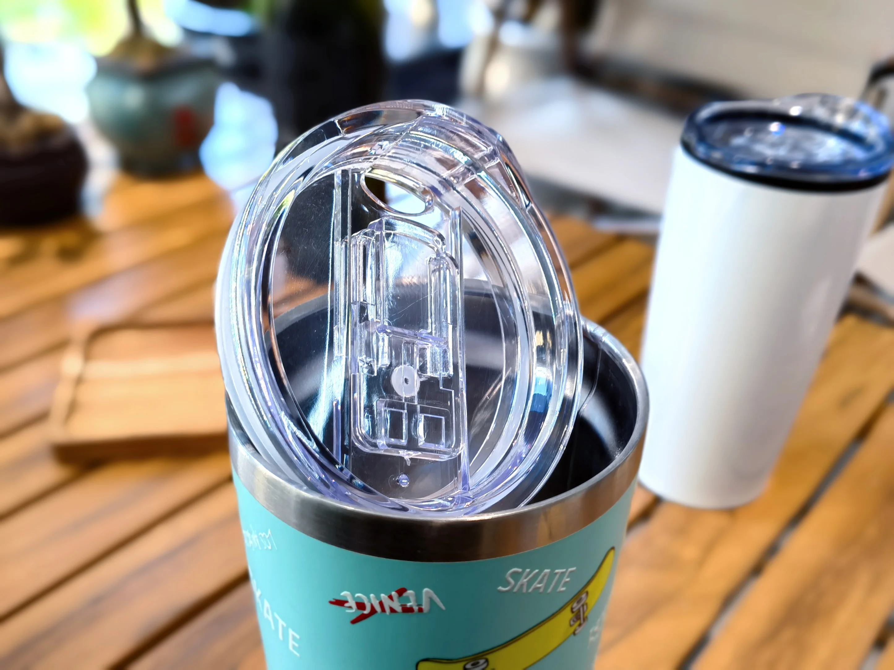 retouch_2022101014364395