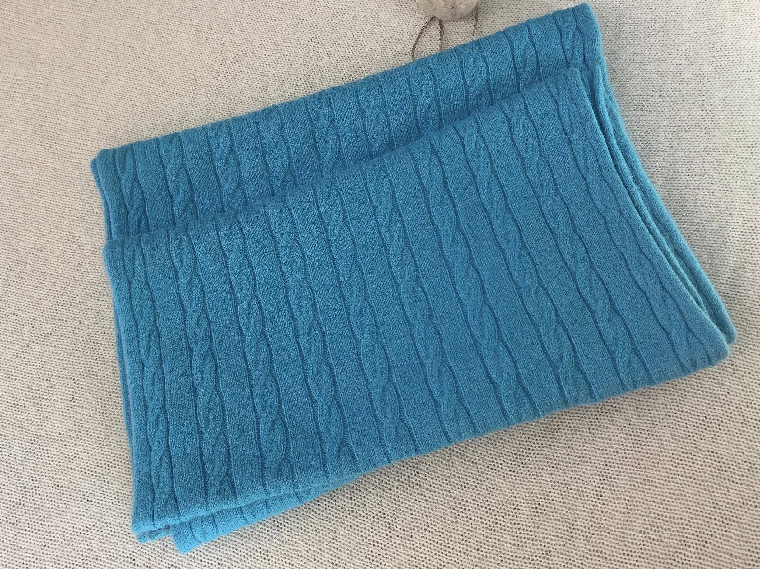 2023 New Design Cashmere  Cable Knitting Scarf Casual Custom for Women