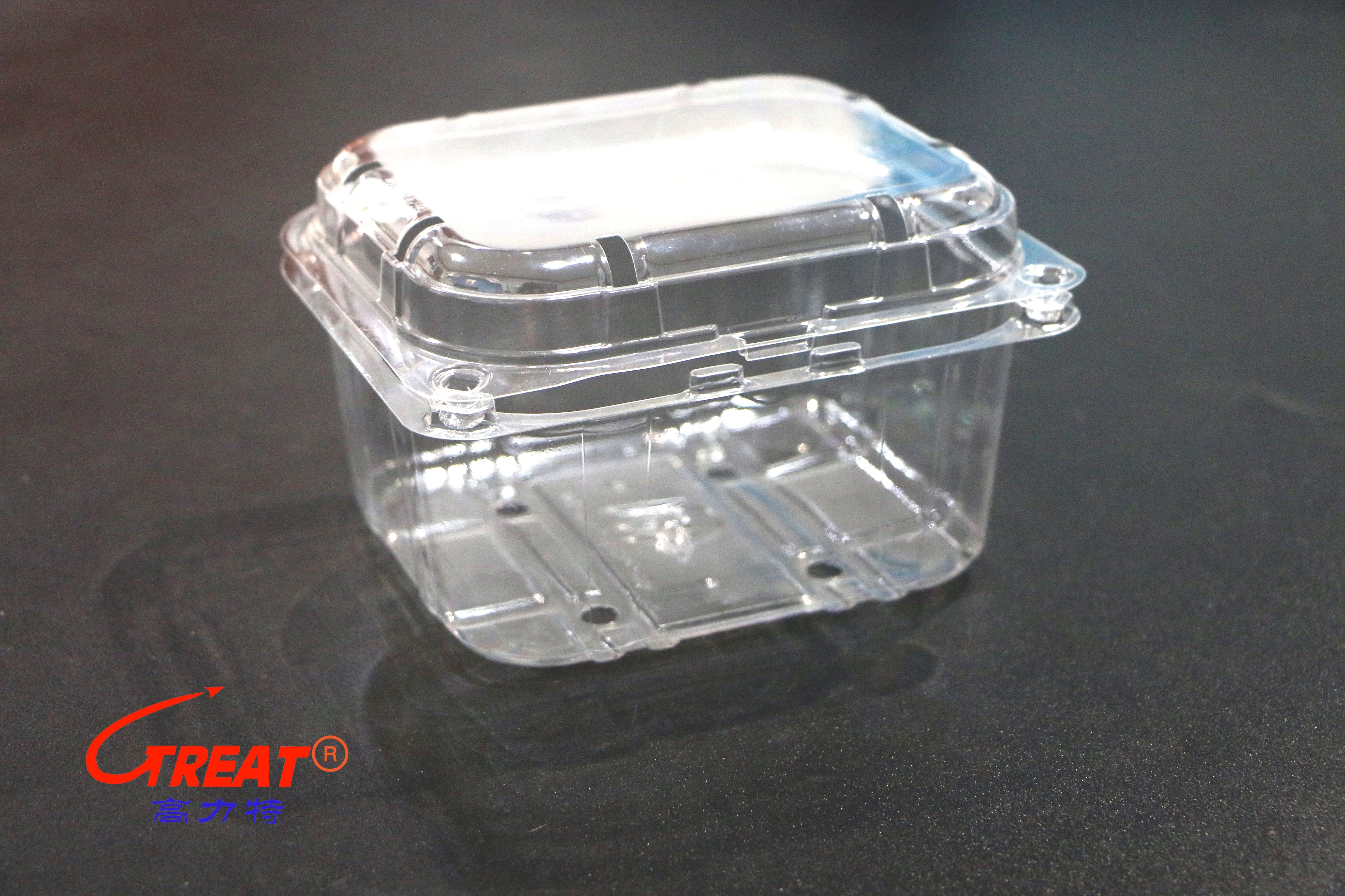 Custom clear transparent food container PET disposable plastic clamshell vegetable fruit packaging box for grape lychee cherry