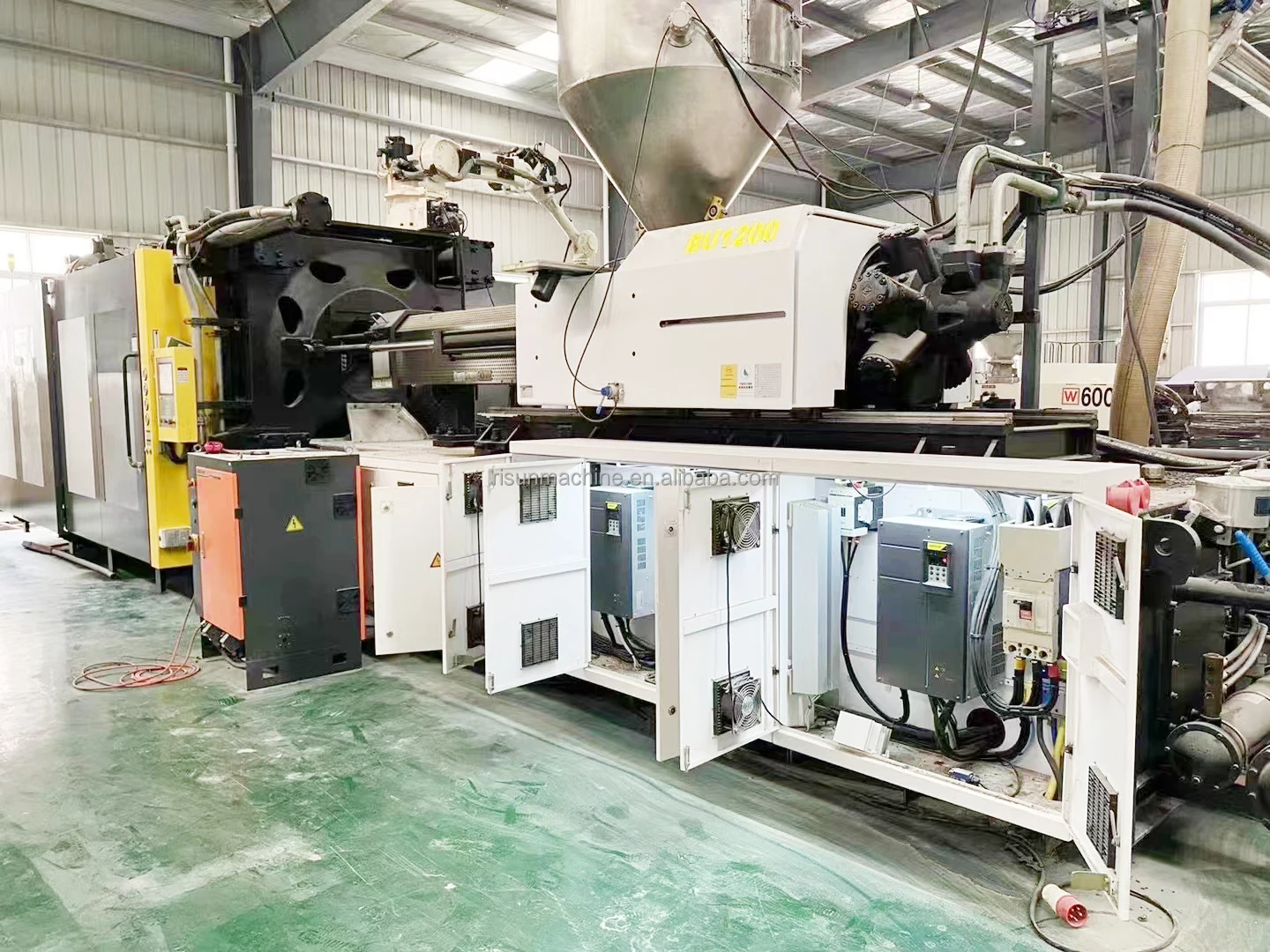 Borche 3S BU1200 1200T Used Plastic large injection moulding machine Injection molding machine factory spot sale