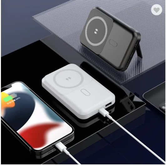 Pd 20W Quick Charging For Iphone 13 12 Pro Max powerbank 10000 Mah 5000Mah Mini Slim Portable 15W  Wireless Magnetic Power Bank