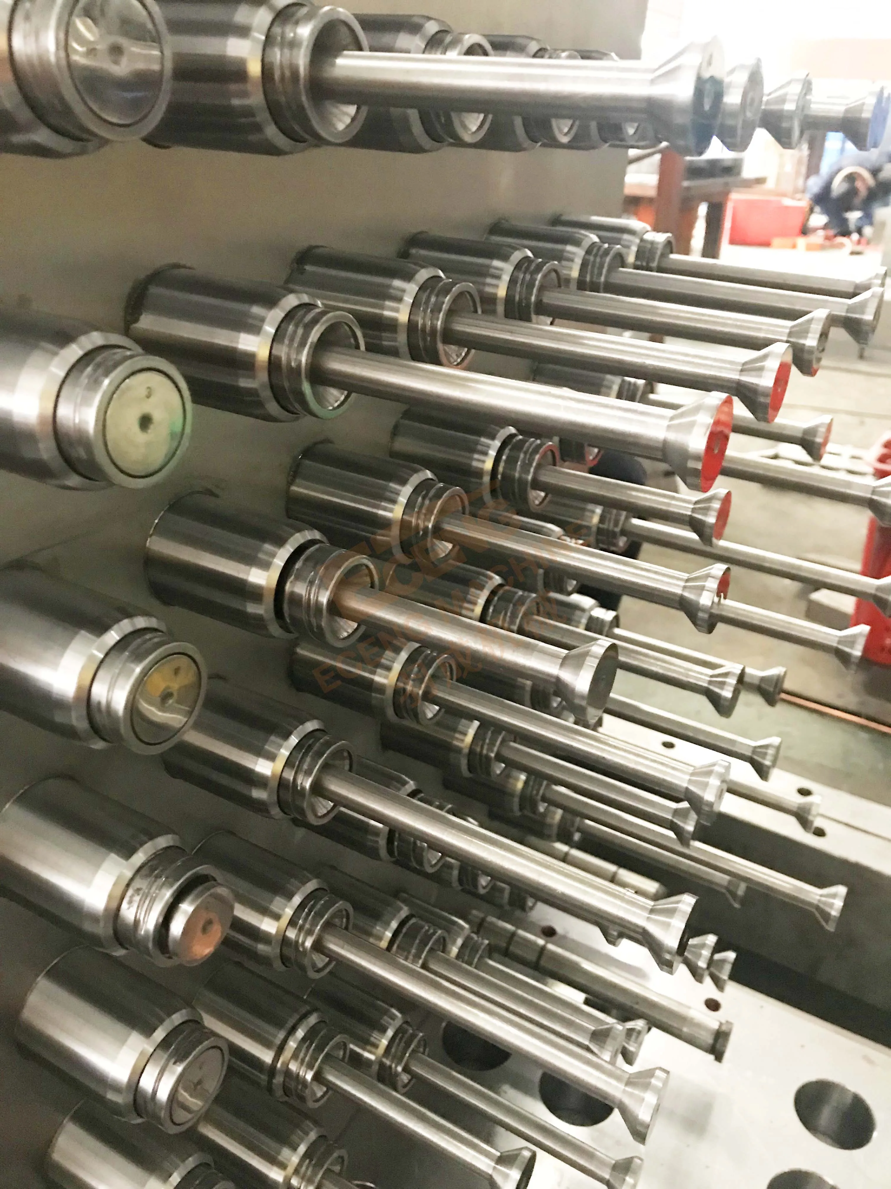 Multi-Cavity 12,16,18,24 32 48 cavity Pet Bottle Preform Mold Preform Mould