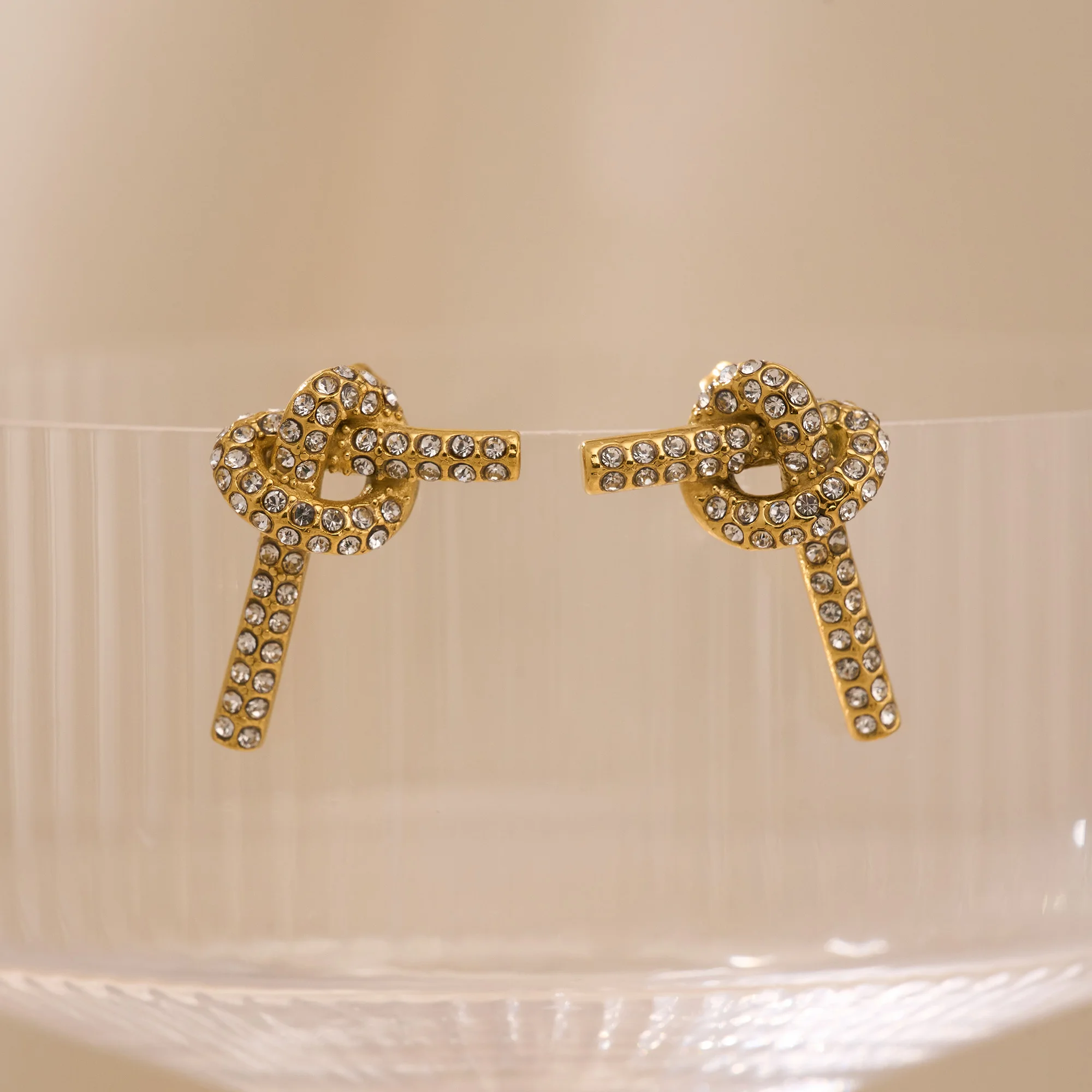 Dazan NEW Winter HOT 18k Gold Plated Hypoallergenic Stainless Steel 3A Zircon Knot Twist Earrings Fashion Show Model Jewelry