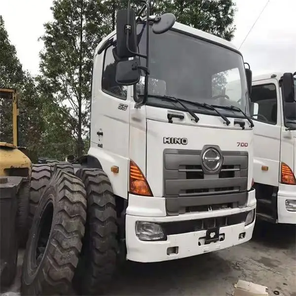 Used Condition China Made Hino 700 tractor head
