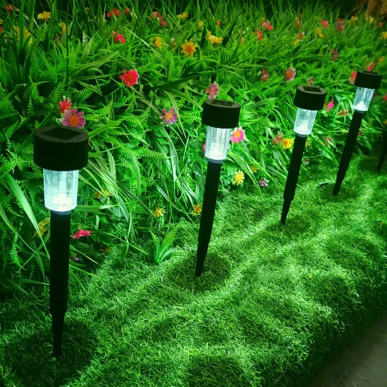 Customized RGB Pathway Solar Lights Outdoor Walkway Path Waterproof Solar Garden Light Driveway Patio Yard Lawn