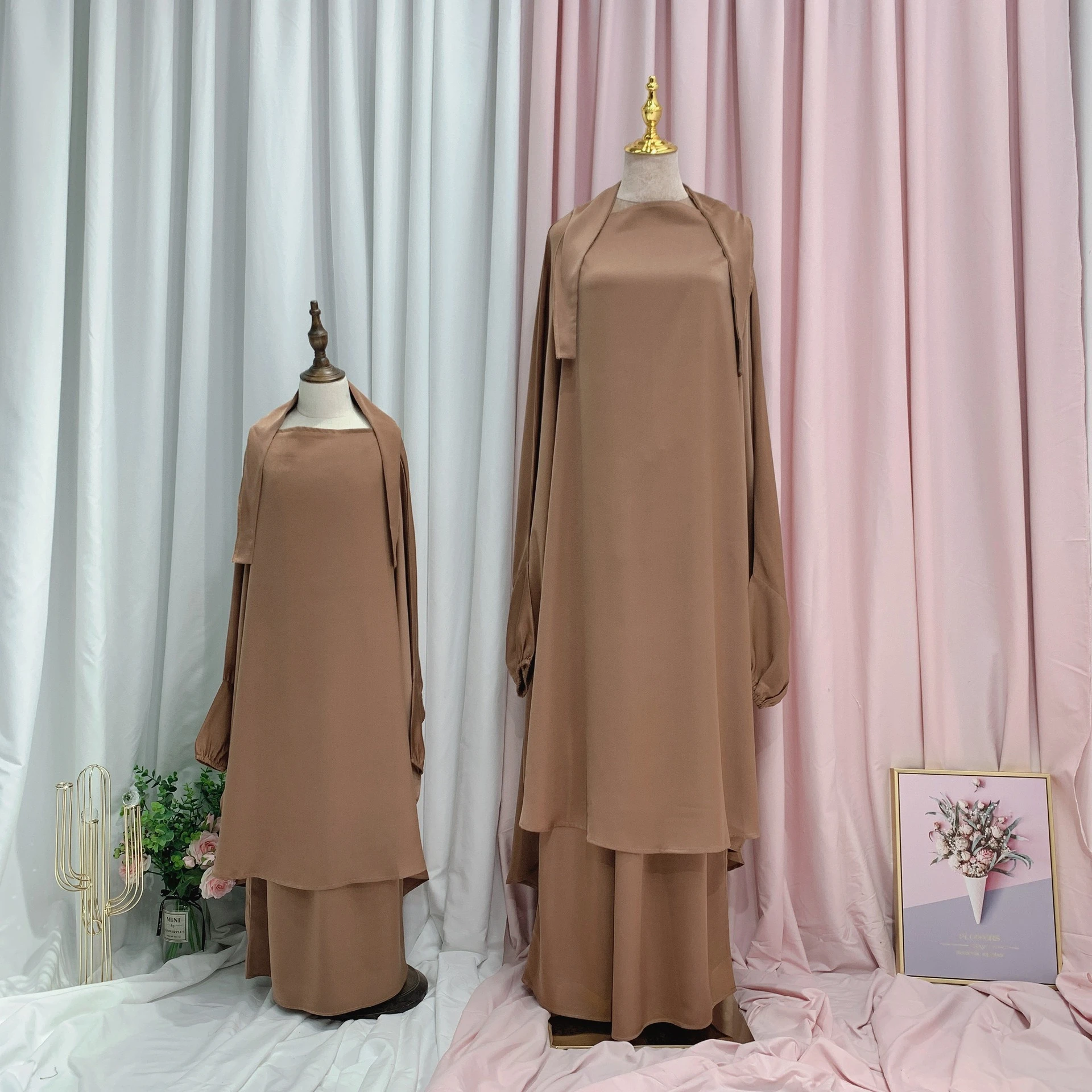New Arrival Kids Two pieces Muslim Prayer Dress Abaya Set Long Hijab Abaya Islamic Clothing Muslim Khimar Jilbab Overhead