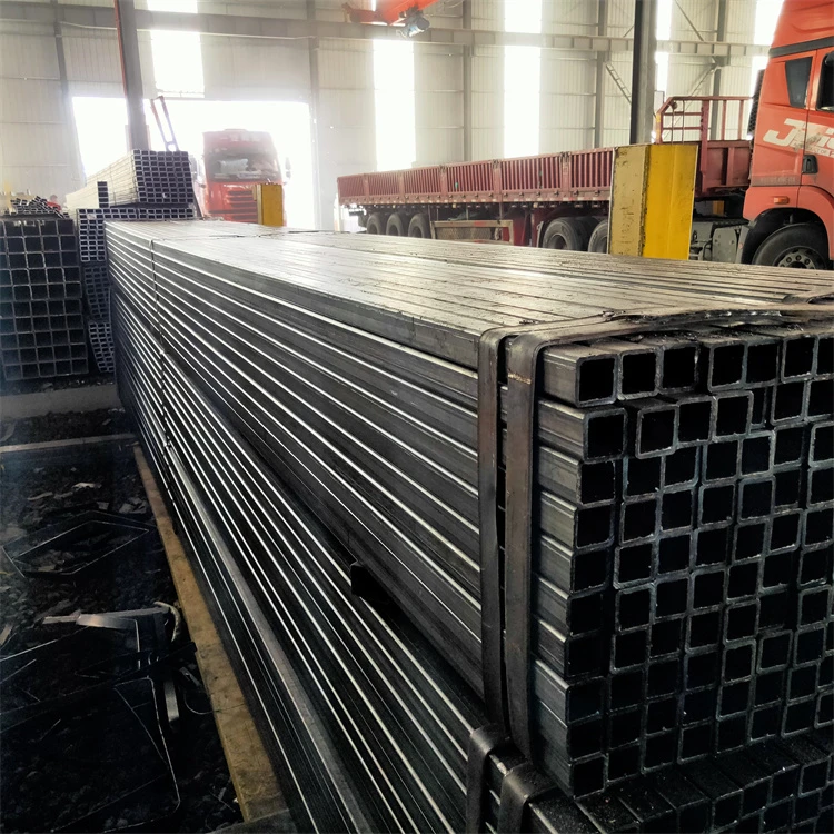 China Carbon Welded Black Q235/Q195/Q345  ERW/Black/Carbon Steel Round/Square/Rectangle Steel Pipe/Tube