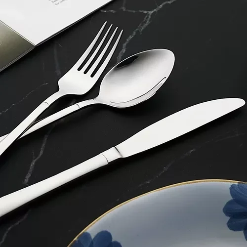 12 PC Luxury Royal Metal Silver Table Knives Set for Dinning Use - 8.7Inches