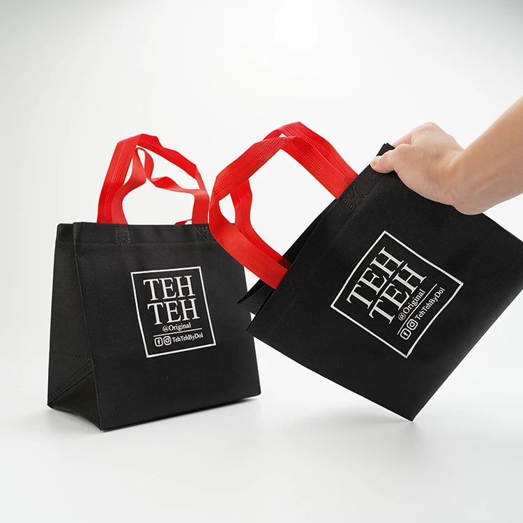 Customize Polypropylene Take Away Carry Tote Reusable Non Woven Grocery Bags