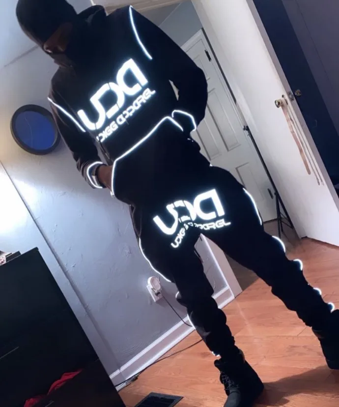 Private Label 2022 Couples Hoodie and Joggers Two Pieces Tracksuit Set Reflective Unisex Sweatsuits