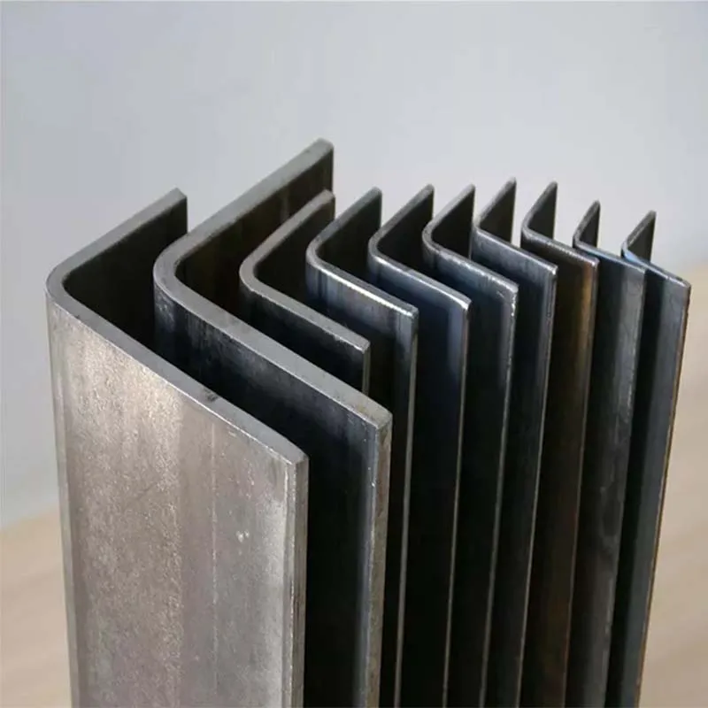 SS400 Q235B ANGLE BAR GALVANIZED 3-24MM THICKNESS 50X50 63X63 6-12M GI EQUAL ANGLE BAR MANUFACTURER
