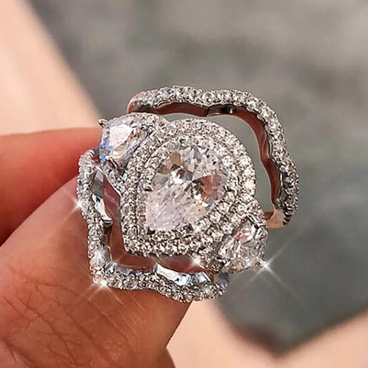 CAOSHI Factory Gorgeous Dazzling Pear Crystal Imitated Diamond 3Pcs Set Rings For Luxury Women Wedding Silver Plated Rings OEM