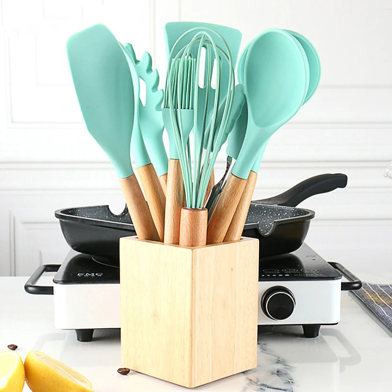 10pcs kitchen silicone Kitchen accessories kitchenware cooking spatula set nylon kitchen utensil set with Wooden Handles