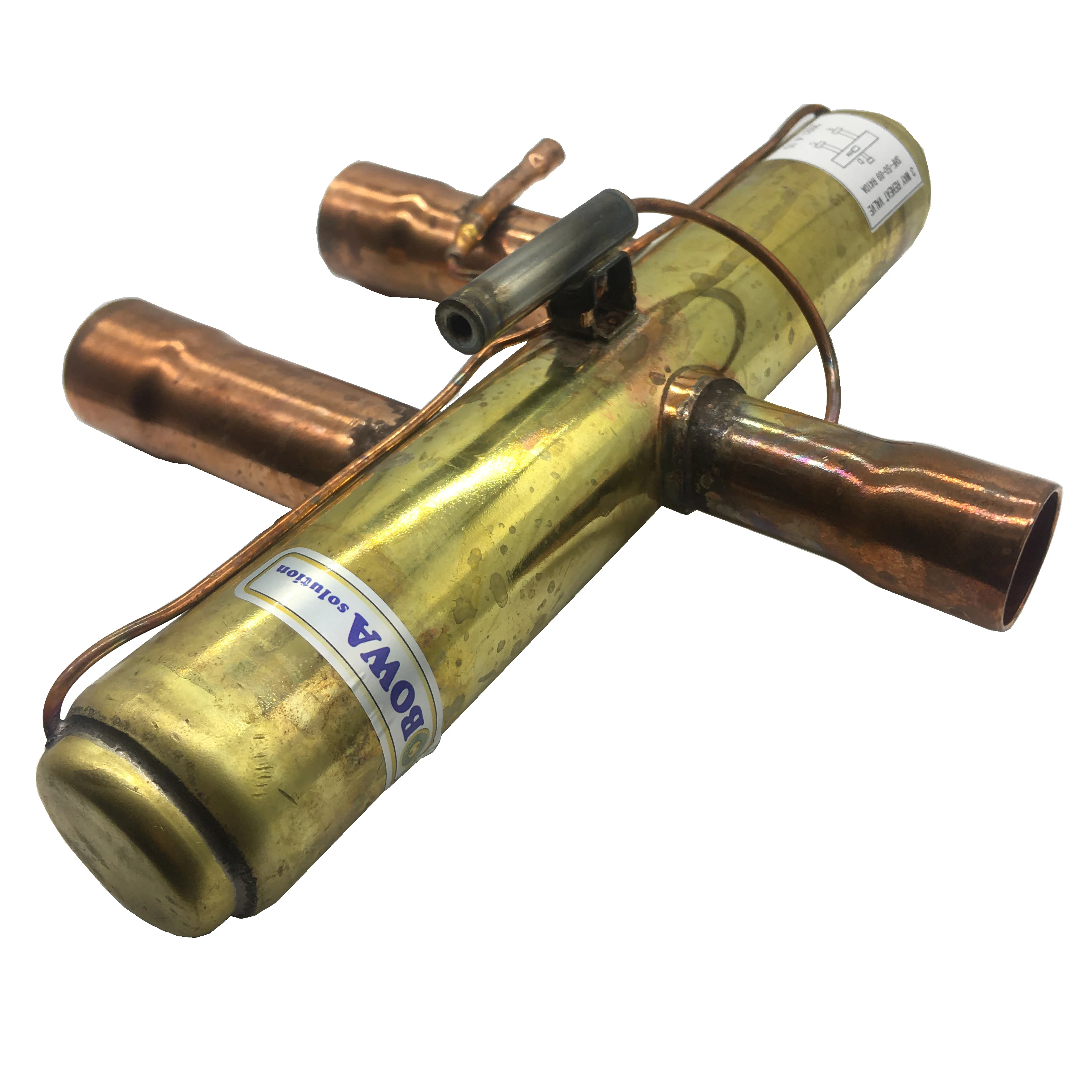 DN25 3-way 2-position reverse valve is used to shift refrigerant flow direction in discharge line to reclaim heat in chillers