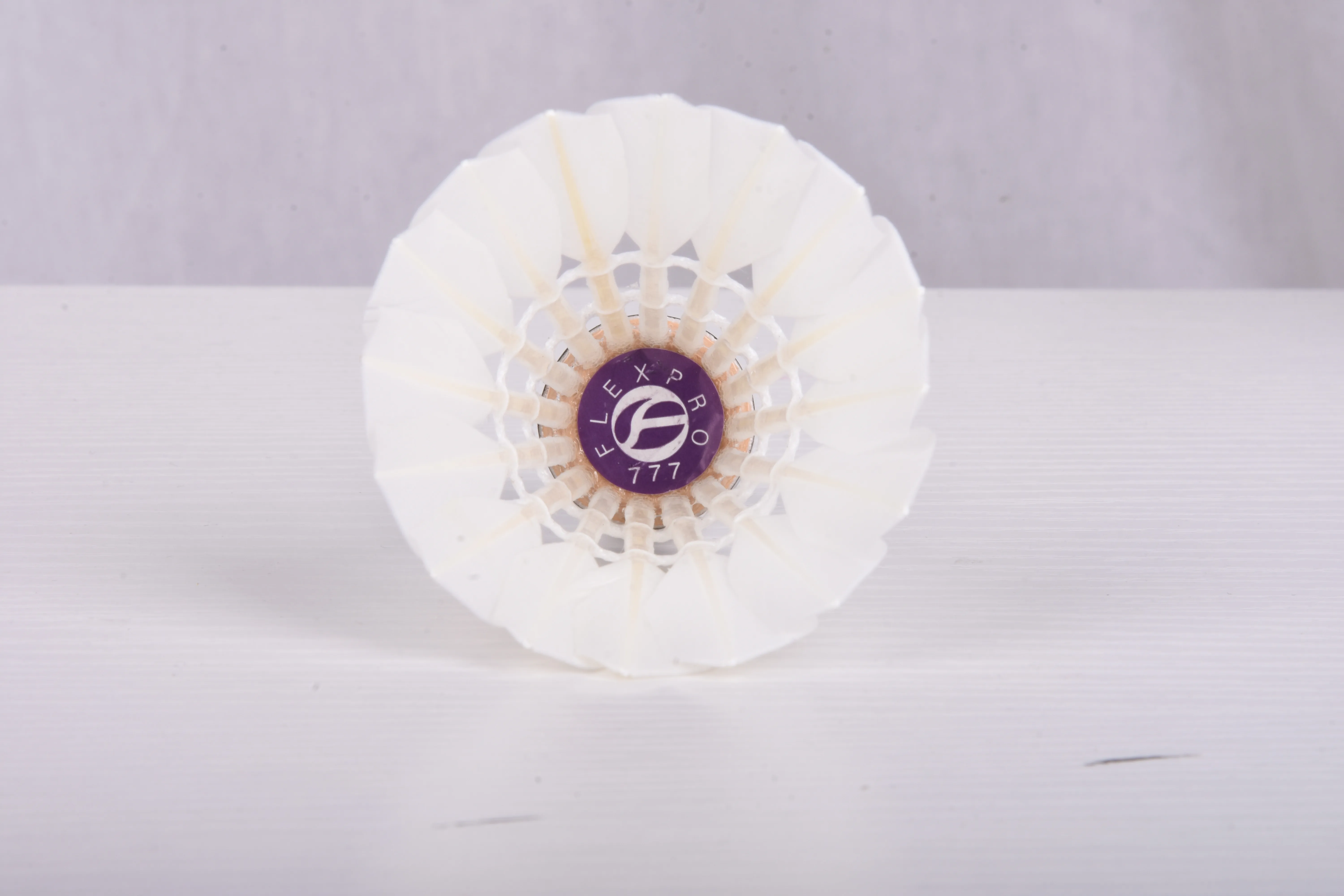 FLEXPRO FB-777Badminton Shuttlecock Indoor Outdoor Playing training duck feather shuttlecock  12pcs fob wholesale