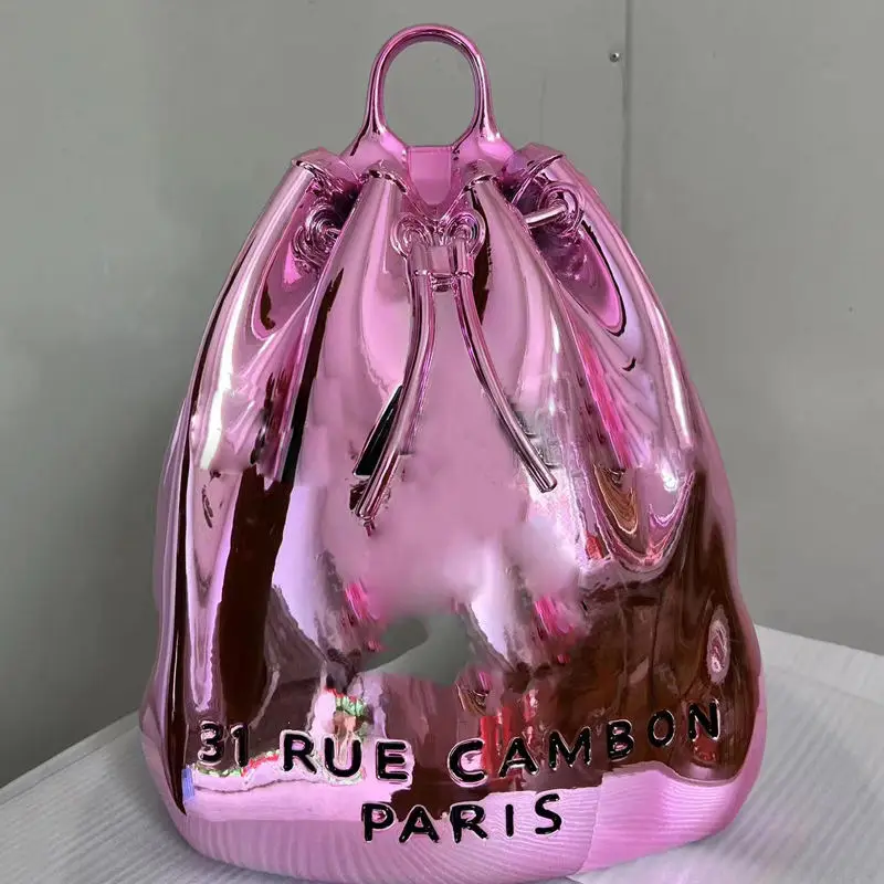 Modern Indoor Home Decor Folk Art Cone Statue Vase Resin Crafts Fiberglass Sculpture Electroplate Handbag Indoor Ornament Art