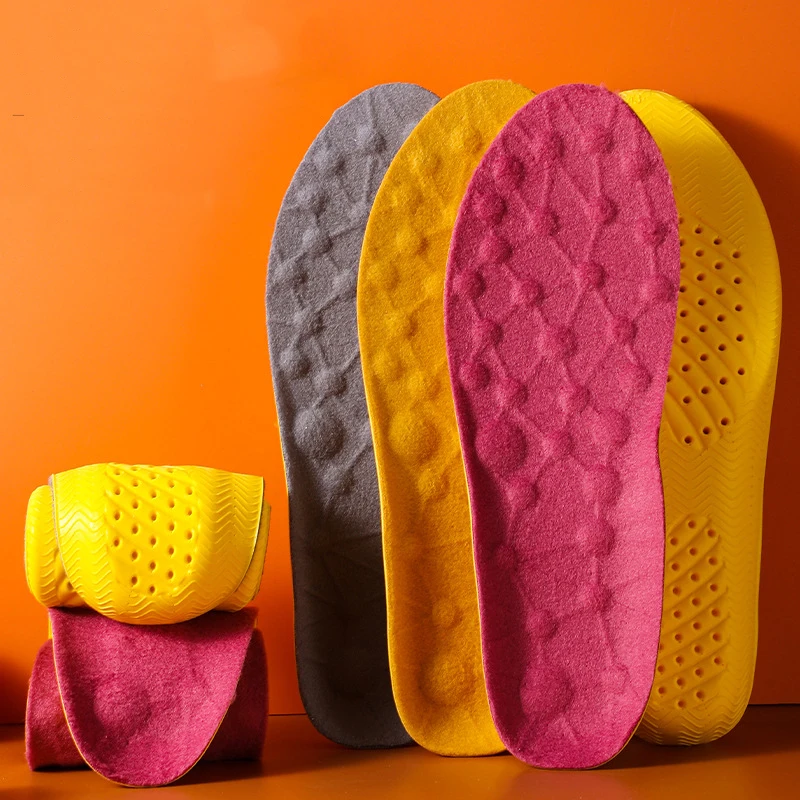 Thermostatic Heating Thickened Warm Insoles Winter Anti-odour Sweat Insoles Shock-absorbing Massage Padded Insoles