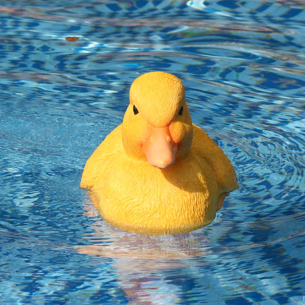 Flytec V203 2.4G Yellow Duck Electric Children RC Toy Simulation Radio Control Ship Swimming Proof Bathroom Funny Floating Toys