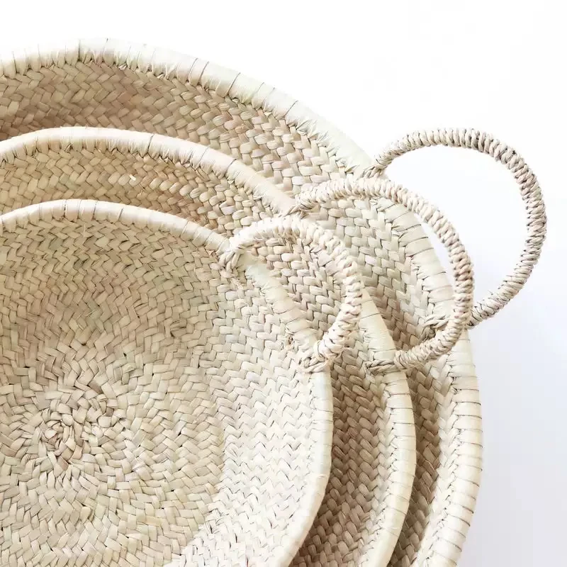 Sell Well Wedding Holiday Home Decoration Home  Round Food Fruit Basket Woven Plate With Handles Storage Basket