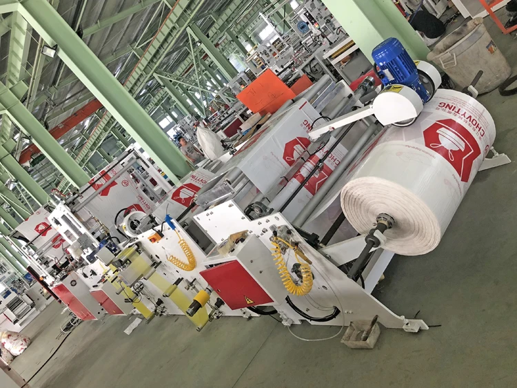 
PE Plastic automatic biodegradable trash bag on roll making machine drawstring garbage roll bag making machine in roll 