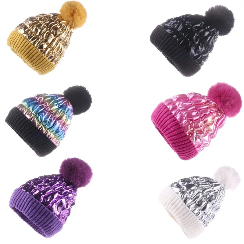 Wholesale Unisex Colorful Laser Sequin Knitted Pompom Hat Fashion Thick Warm Beanies Winter Hat for Women Cap Velvet Fleece Hat