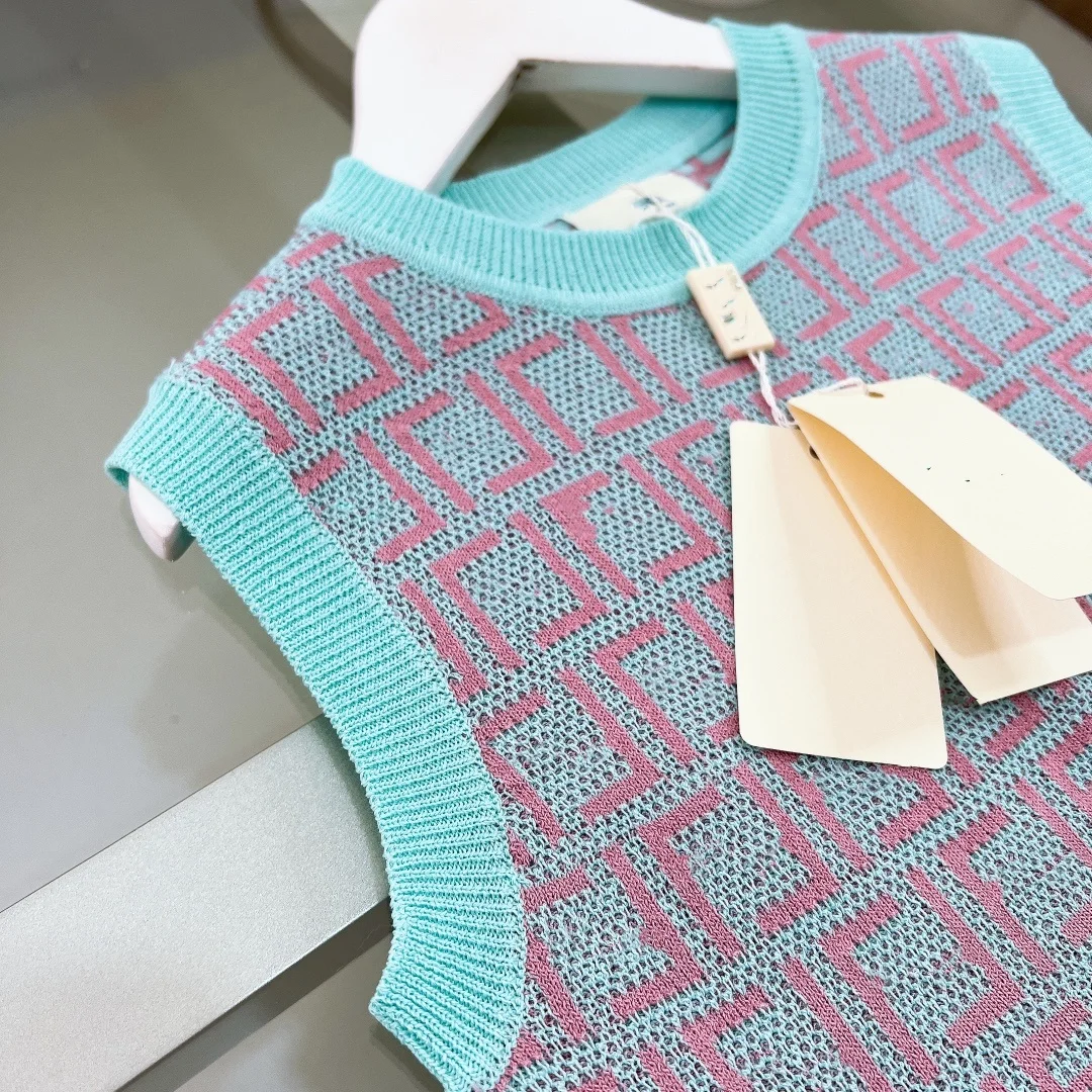 RUNTEN 2024 Fashion Accessories Kids Wholesale Clothing Designer Ball Gown Girl Party Dresses Clothes Boutique T-shirt Design