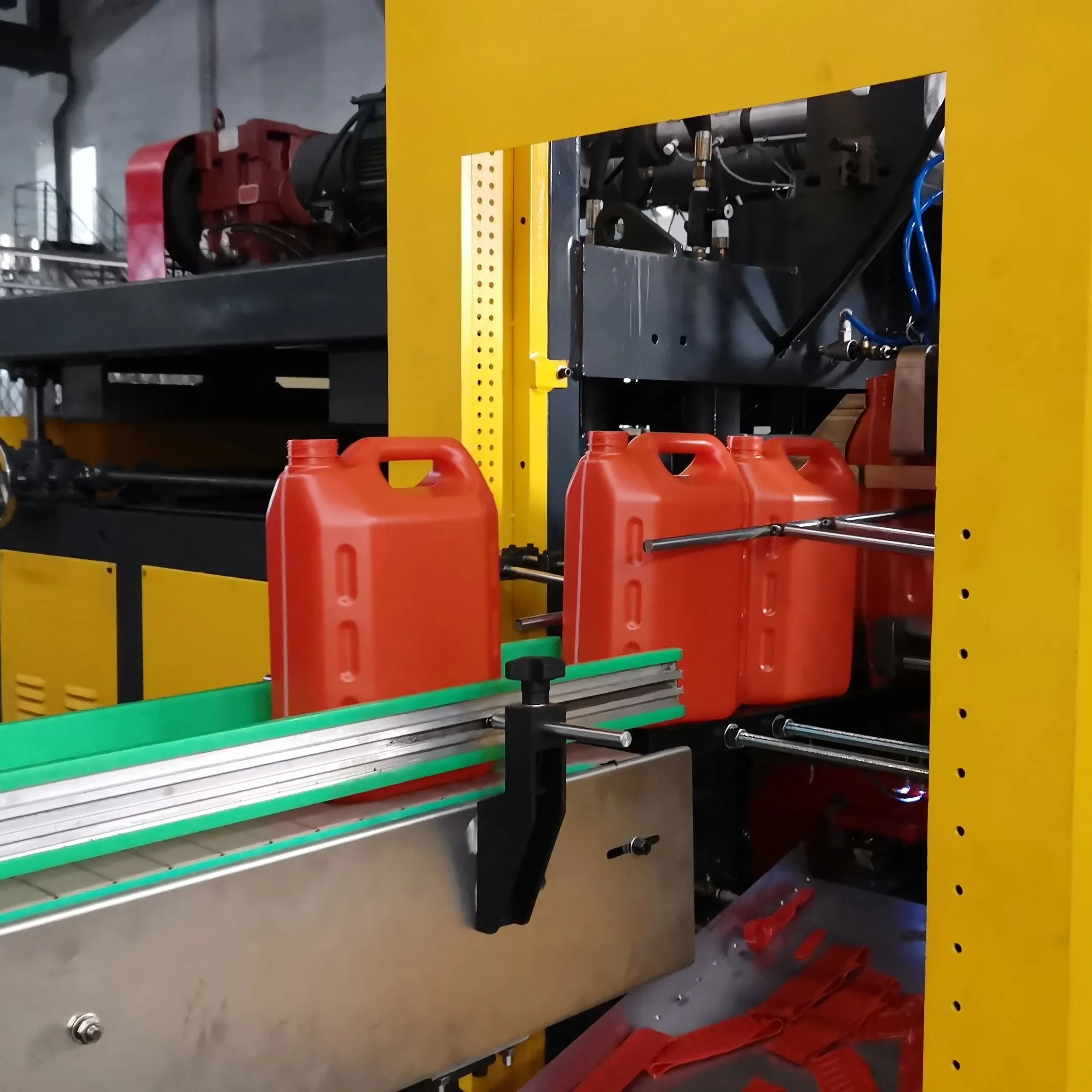 5litre plastic jerrycan making machine  extrusion blow molding machine 5l 1 gallon bottle blow molding machine price