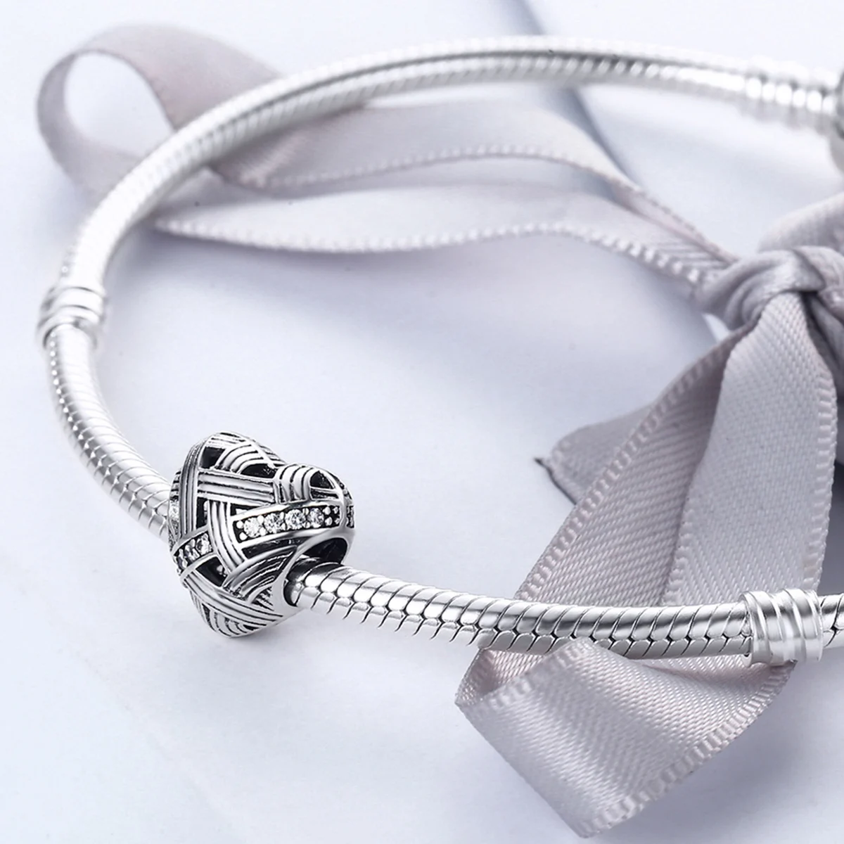 
china best selling product Custom jewelry 925 sterling silver fashion heart cz jewelry metal charm 
