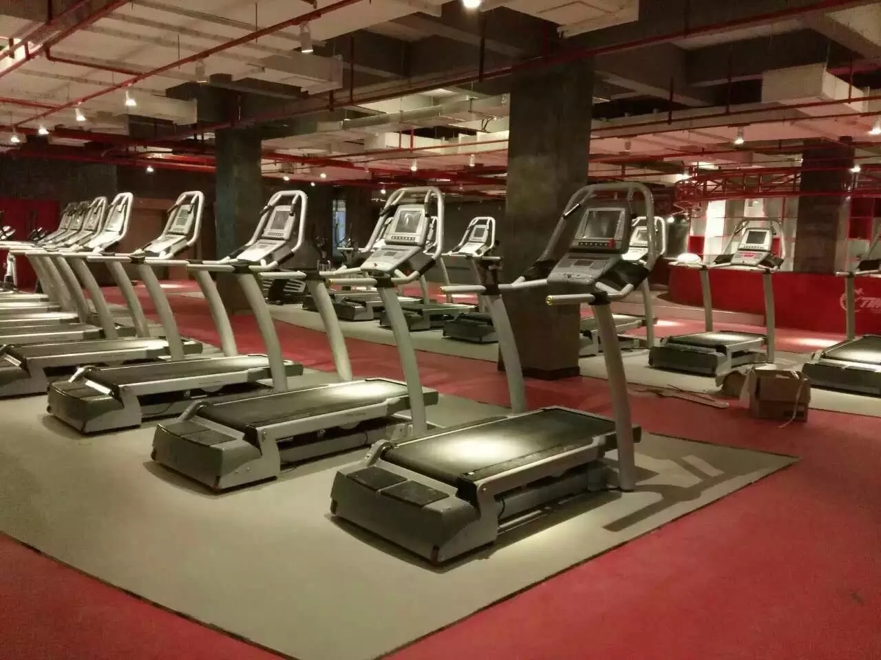 GNS-8000 incline Treadmill with workout TV treadmillnew commercial treadmill