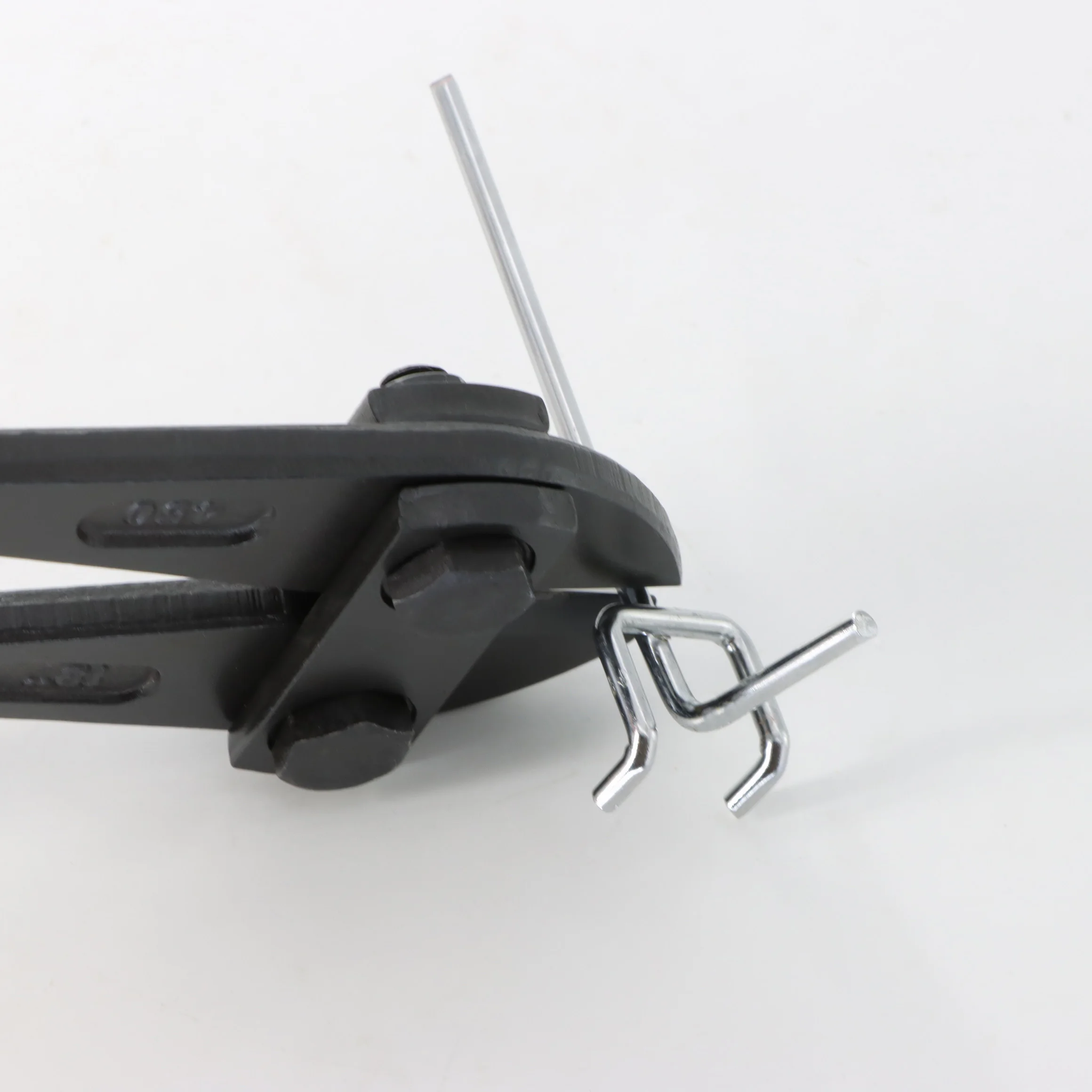 High Efficiency Durable Heavy Duty American style 12'- 42' Use 45# Carbon Steel Blade Wire Cutter Cable Cutter