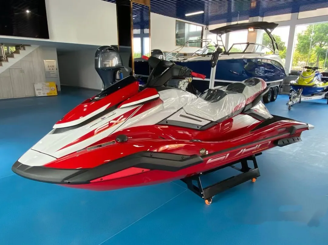 Fast Speed 3 Seats Water Sports Entertainment 18120cc Jetski 4-stroke Racing Motorboat Jet Ski