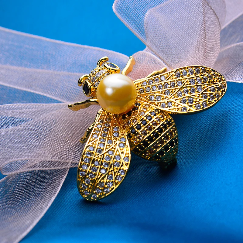 
Wedding party bee brooch animal design metal enamel pin brooch pin diamond pin for fashion 