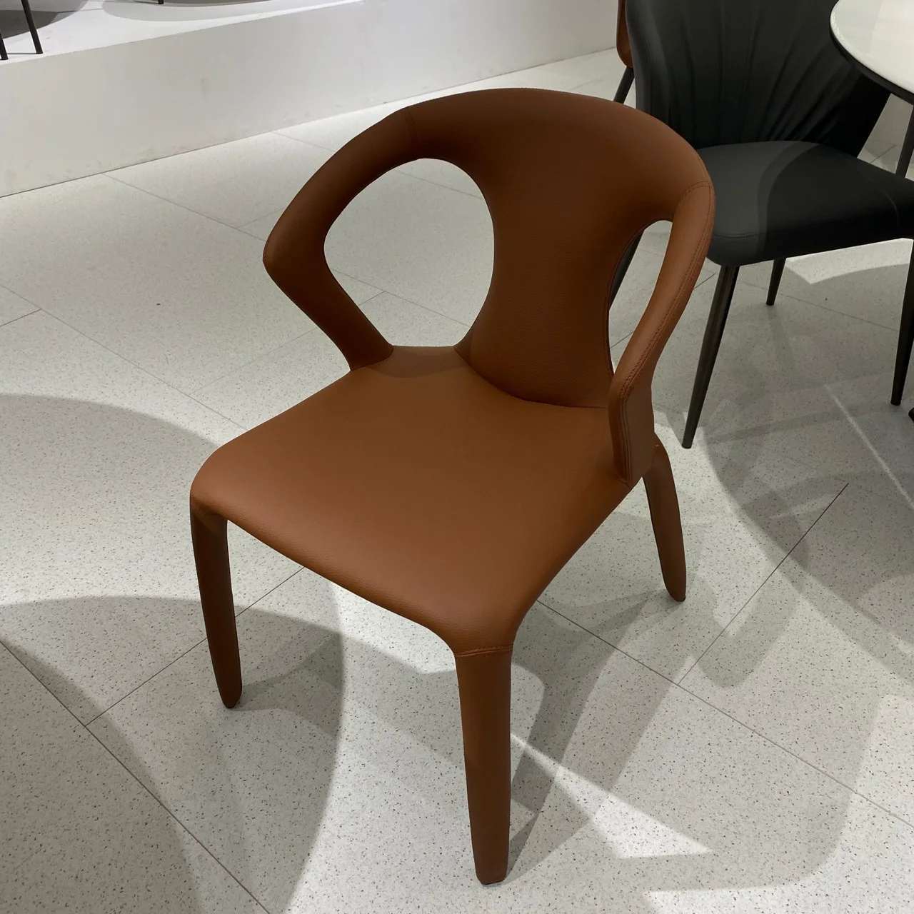 Стул обеденный кожаный на колесиках кресло для патио скандинавский Розовый бархатный дешевый вращающийся стул уличного кафе магазина