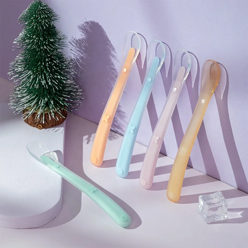 Wholesale customization BPA free silicone Baby spoon Soft Training spoons and tableware