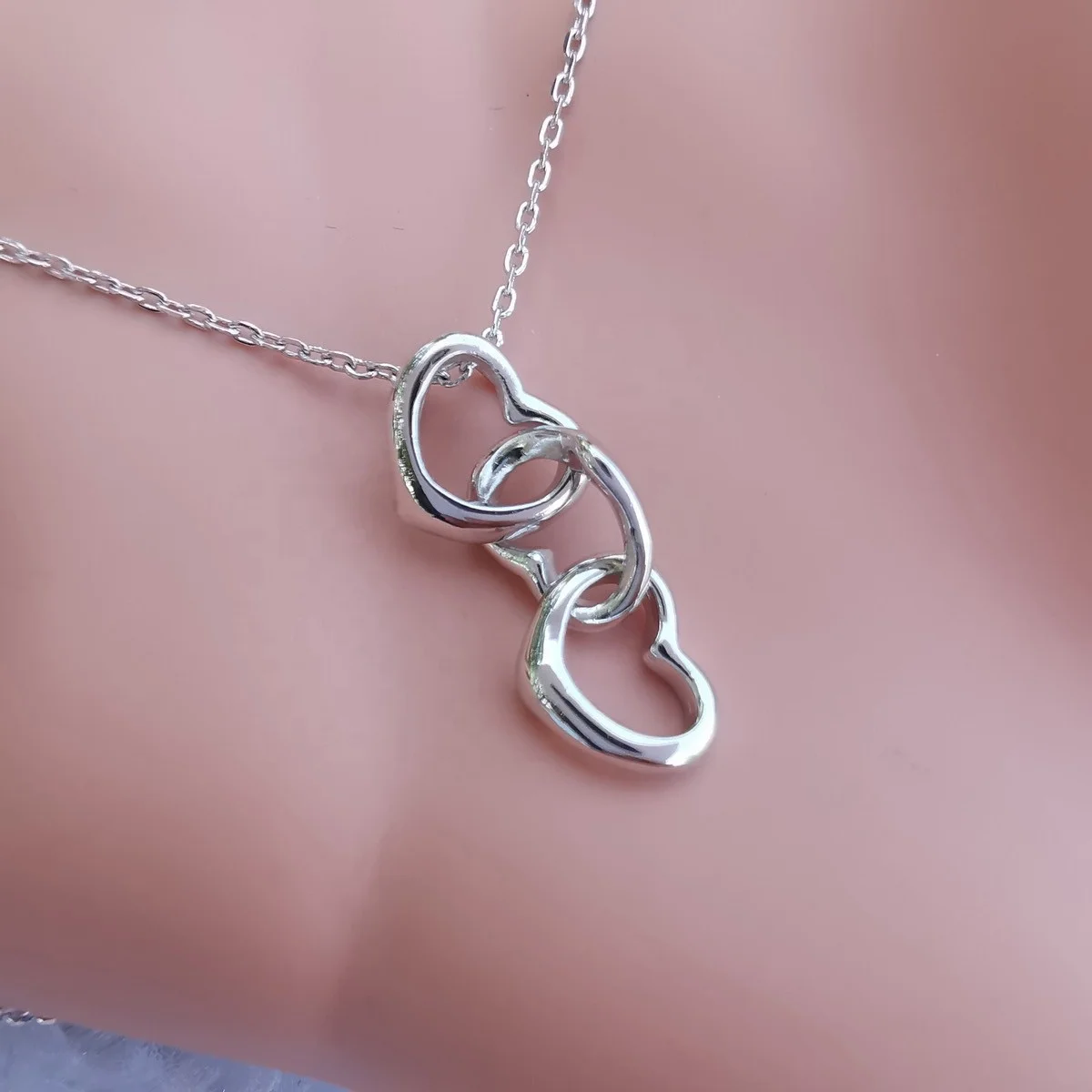 
Solid 925 silver pendant heart shape plated by rhodium three hearts charm necklace pendant nickel free 