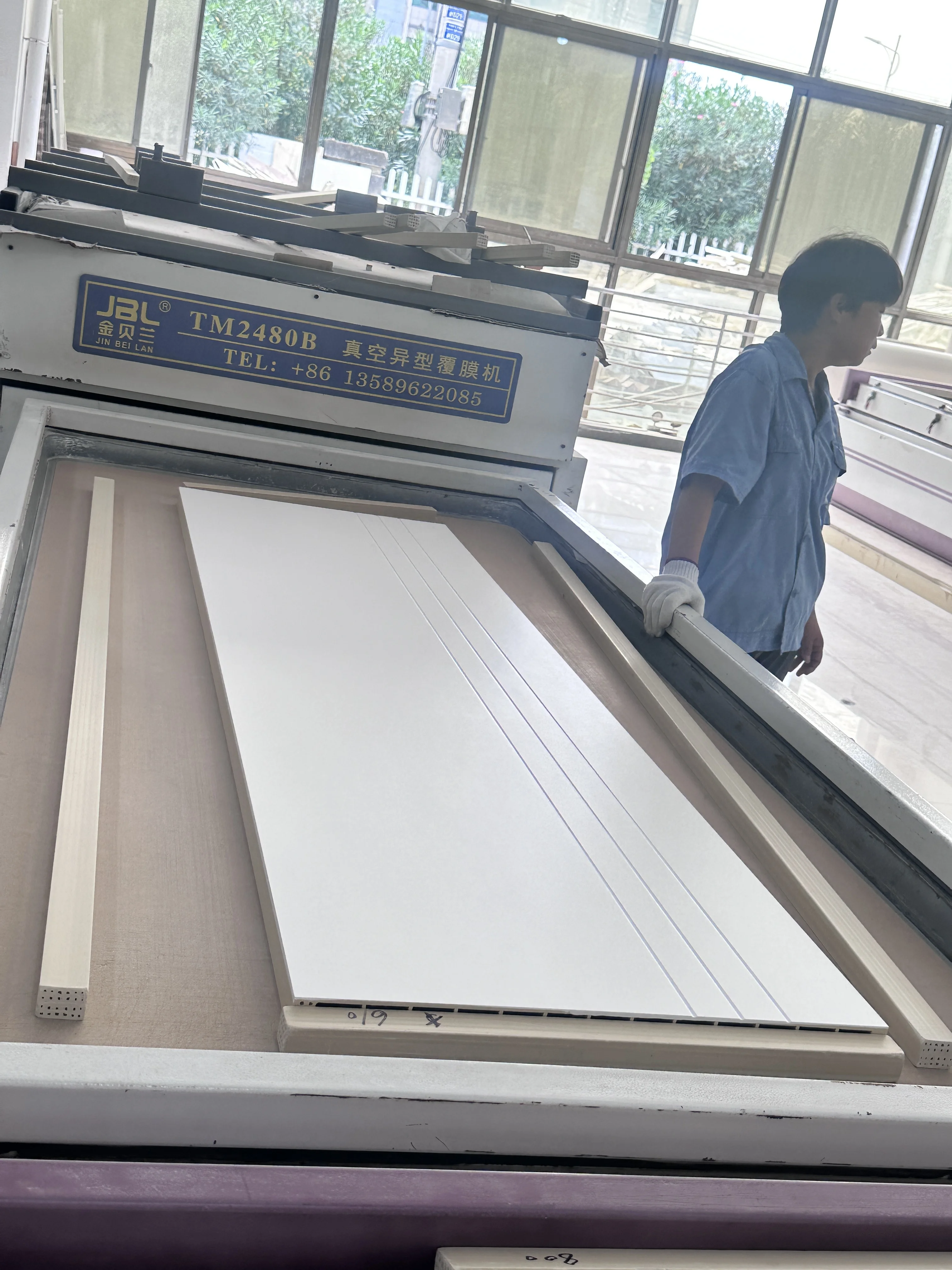 Wholesale Directly Price Waterproof Full WPC Hollow Core Door in the Middle East