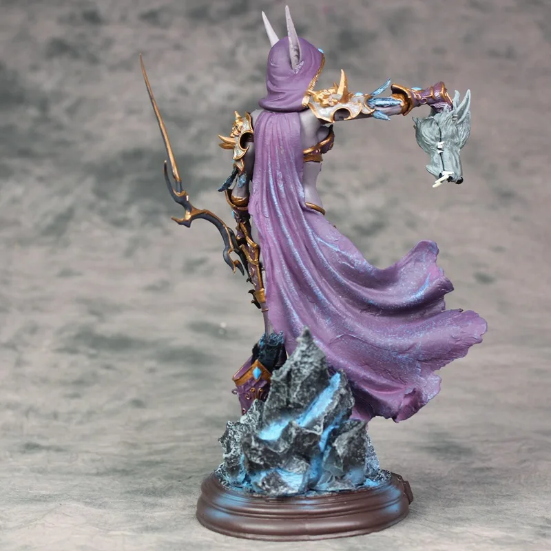 Good quality World Of Warcraft Undead Queen Sylvanas Windrunner Action Figures