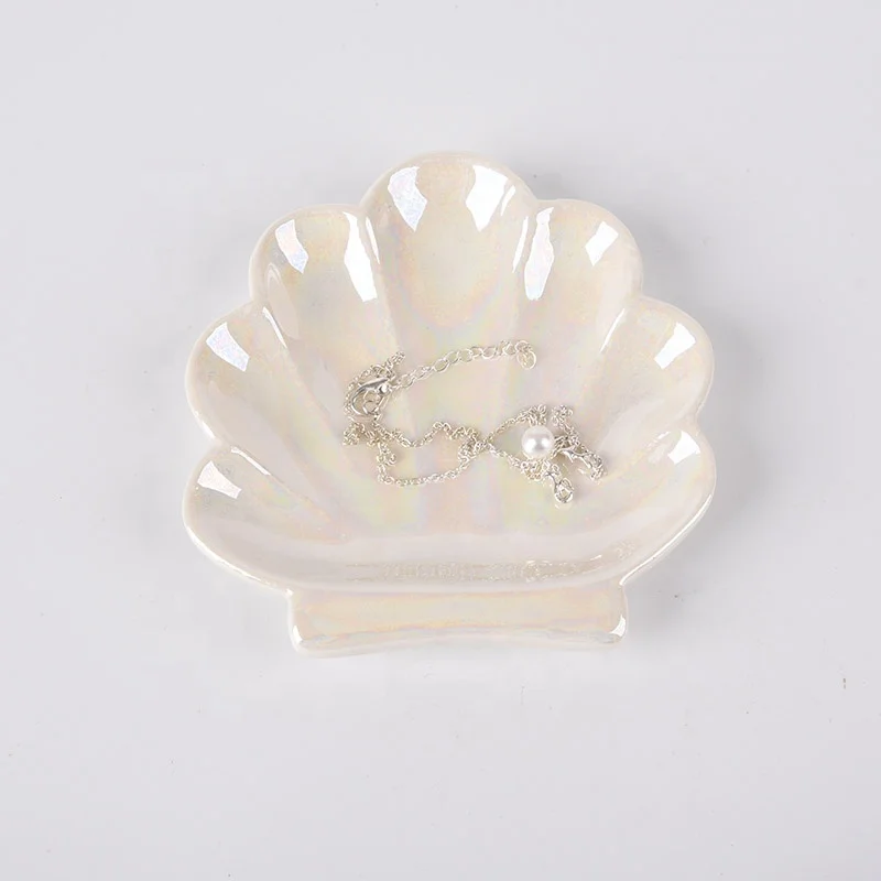 Customized Shell - Inspired Ceramic Jewelry Trays: Elegant Porcelain Organizers and Display Dishes for Your Precious Trinkets