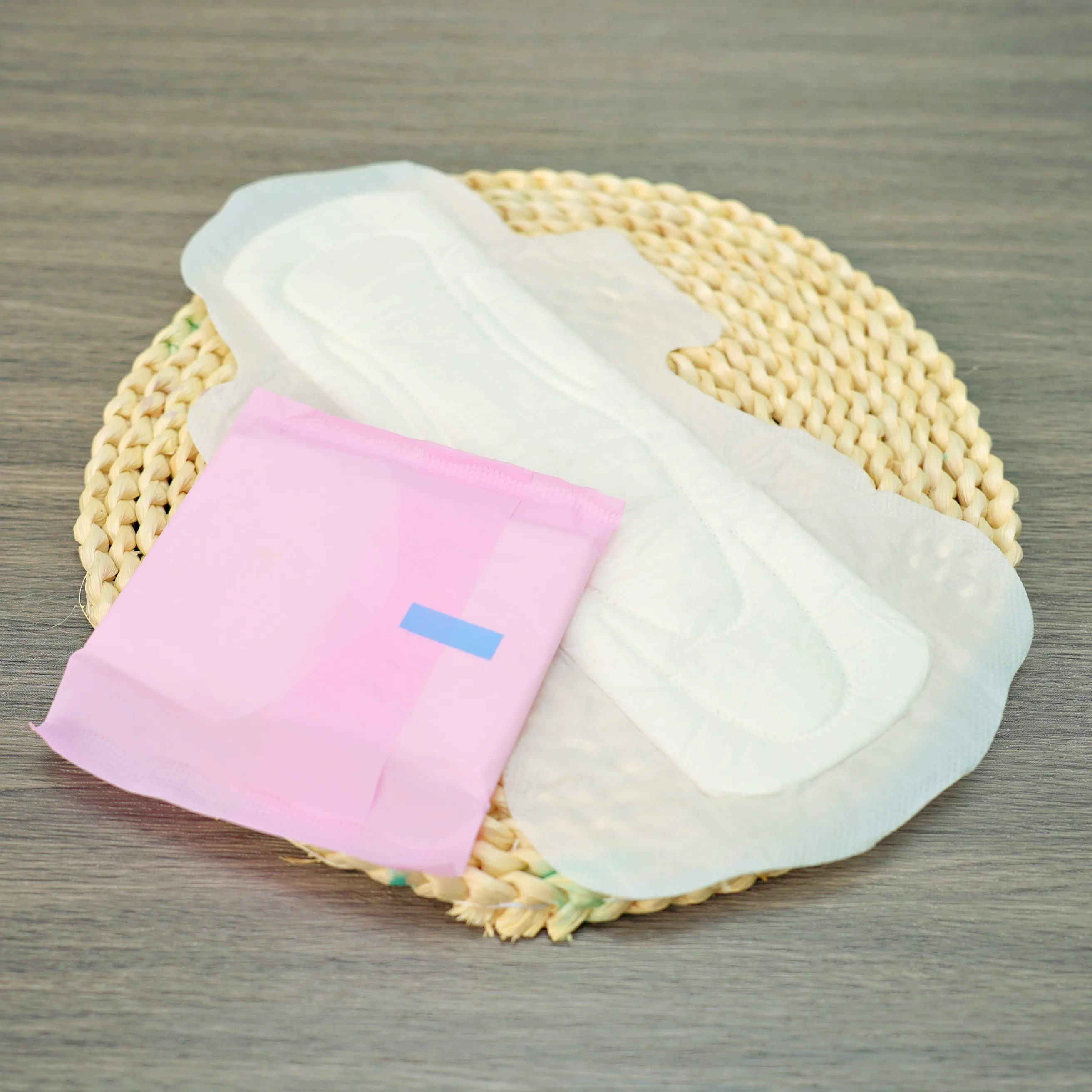 Nice quality women sanitary pads for lady sanitary napkins China factory wholesale sanitary pads tampons sanitary pads