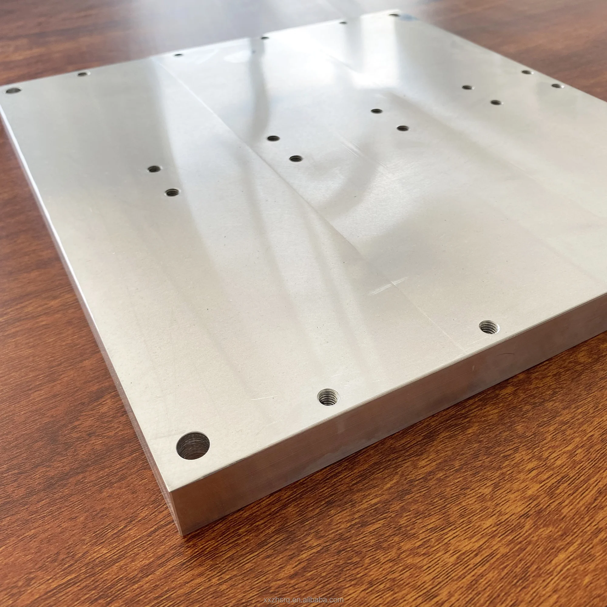 Electric Water Cooling Block Cooler with Hose