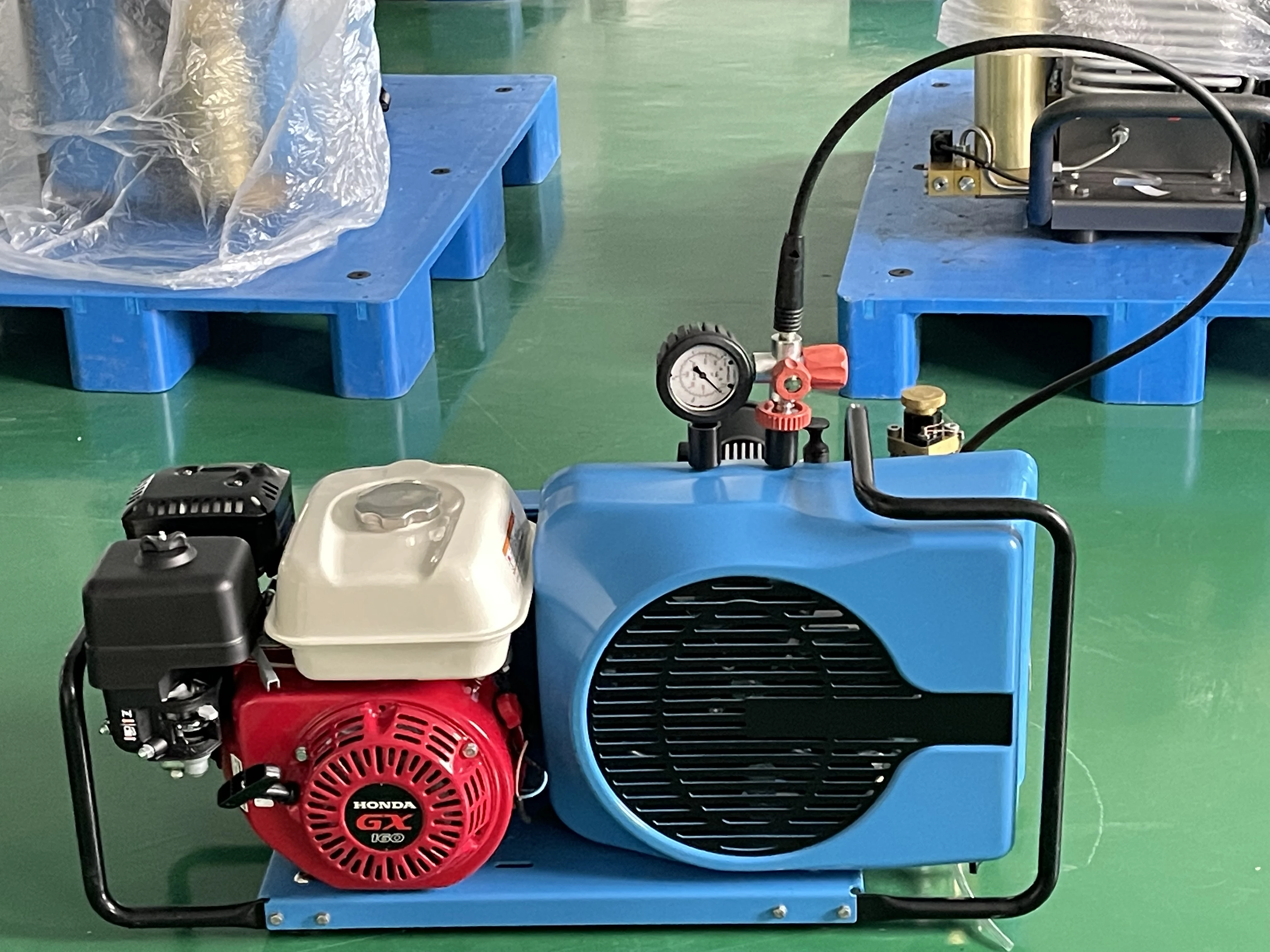 High pressure industrial 300bar gasoline diving air compressor for sale