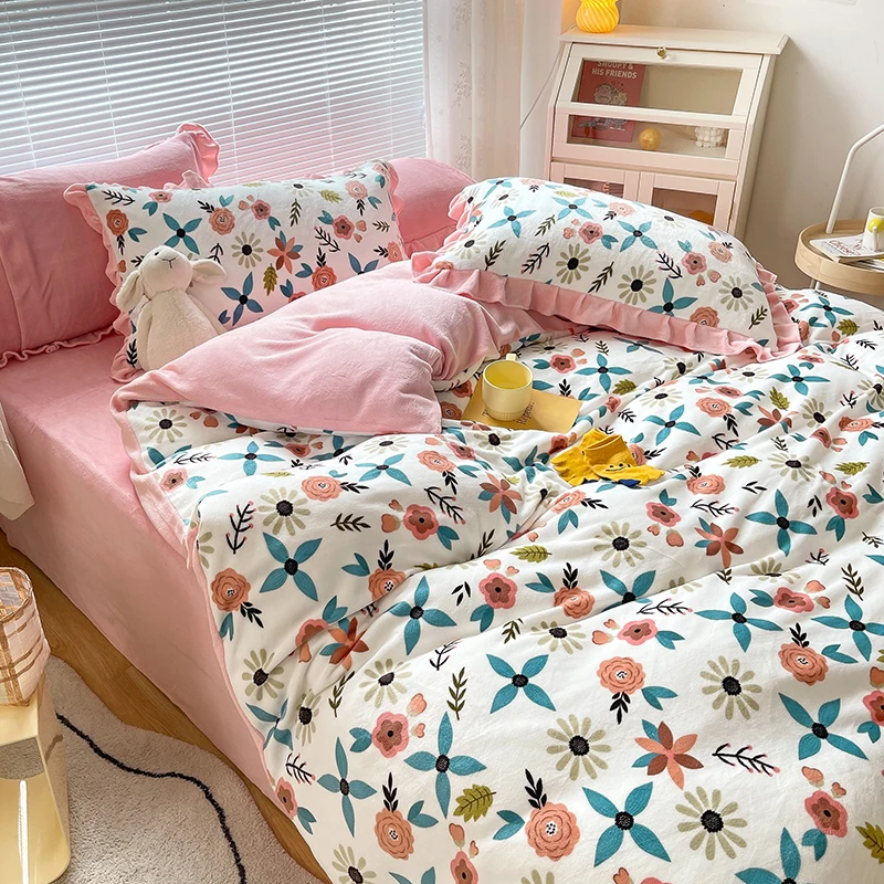 2025 new floral pink pleated edge milk velvet bed sheets set quilts cover 4 piece bedding set